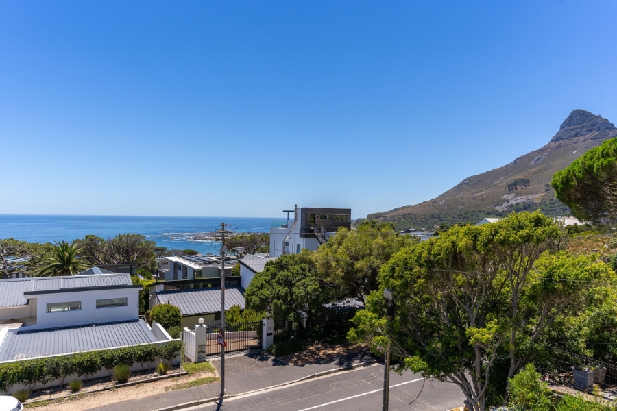 To Let 4 Bedroom Property for Rent in Camps Bay Western Cape